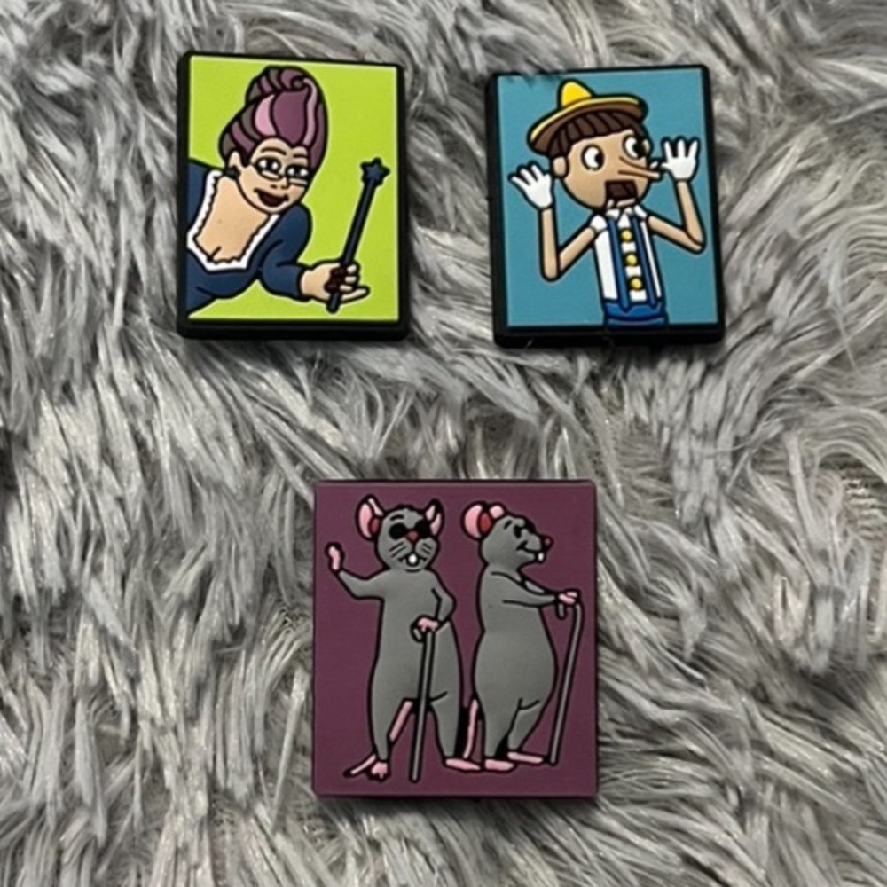 Shrek Croc Charm Set